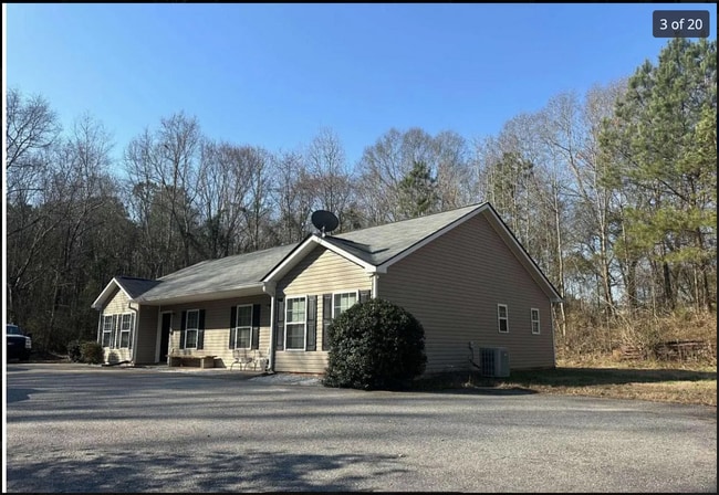 Building Photo - 90 Willard Pittman Rd