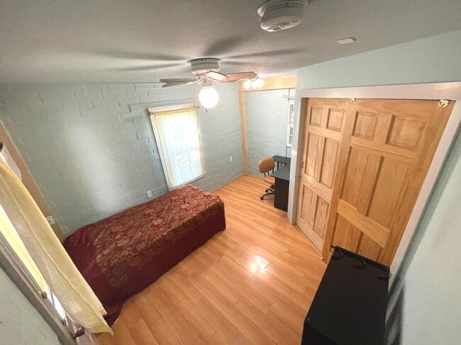 Foto del edificio - 2605 Oaklawn Ave