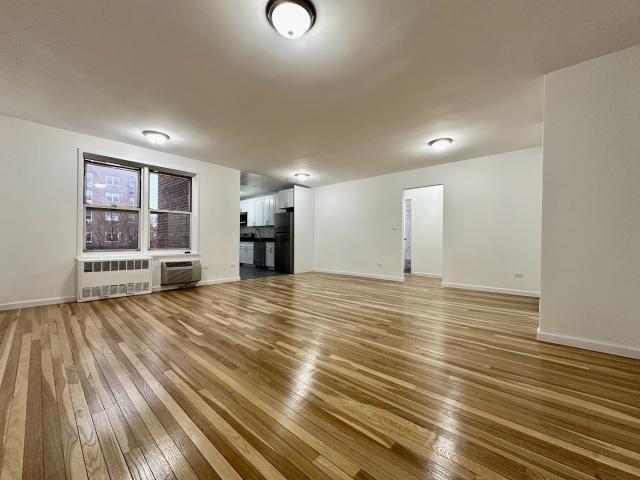 Foto del edificio - 2 bedroom in NEW YORK NY 10040