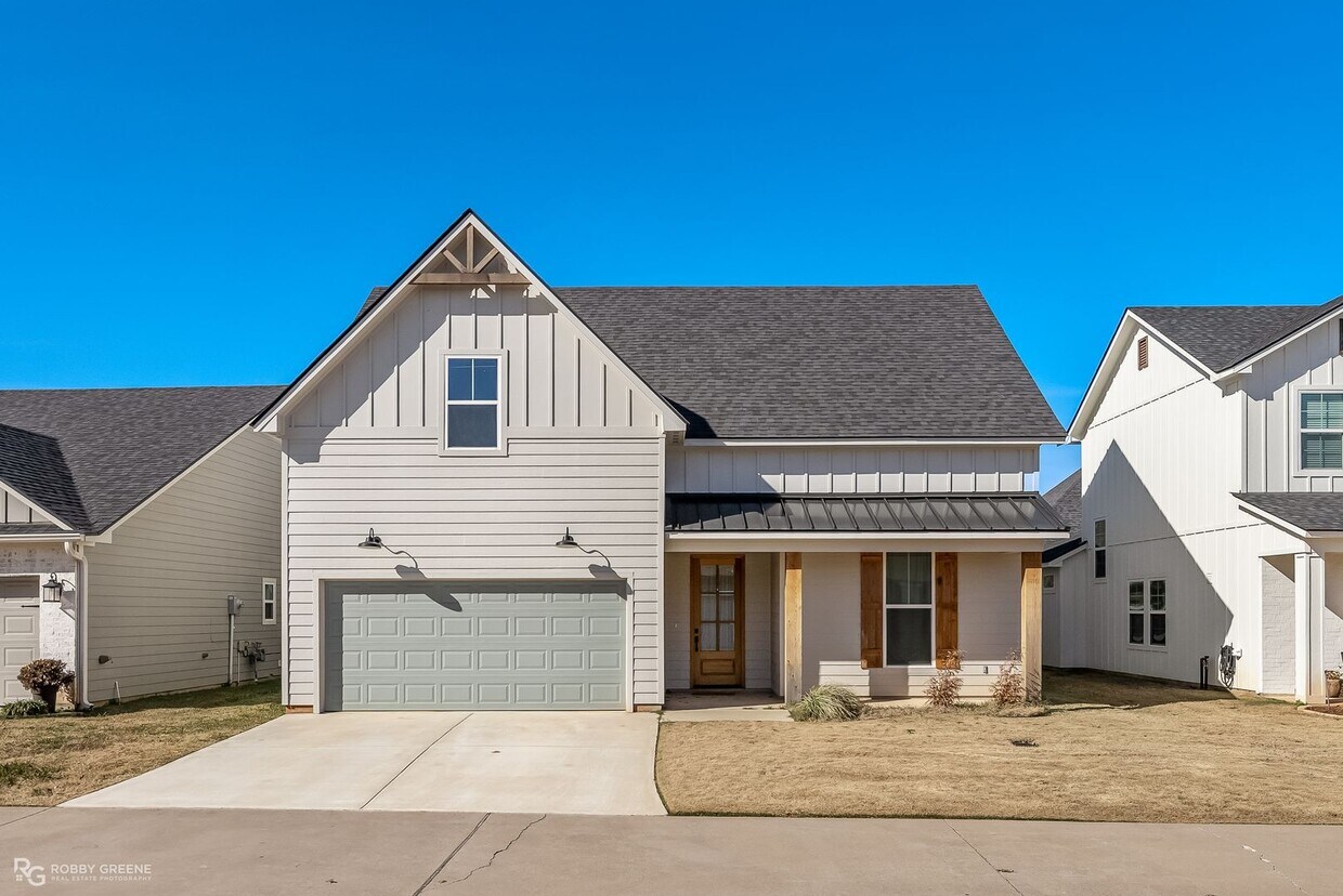 Primary Photo - Gorgeous 3 bed 3 bath home for lease | Nor...