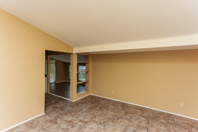 Foto del edificio - 515 Nora Ln