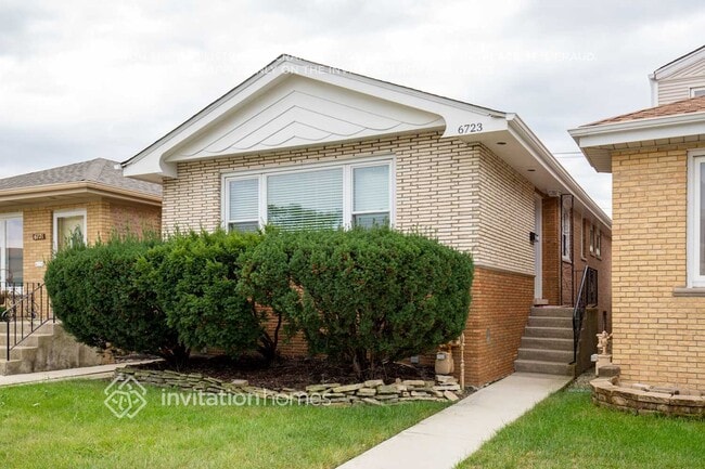 Building Photo - 6723 W 63rd St