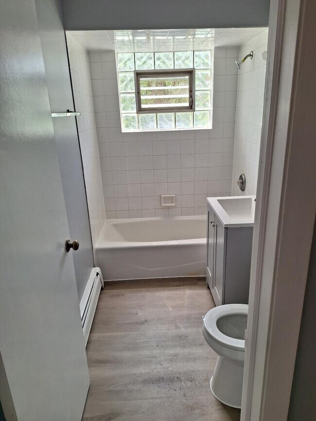 Foto del edificio - 14047 S Tracy Ave