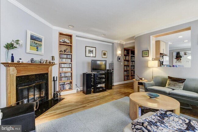 Foto del edificio - 2370 Champlain St NW