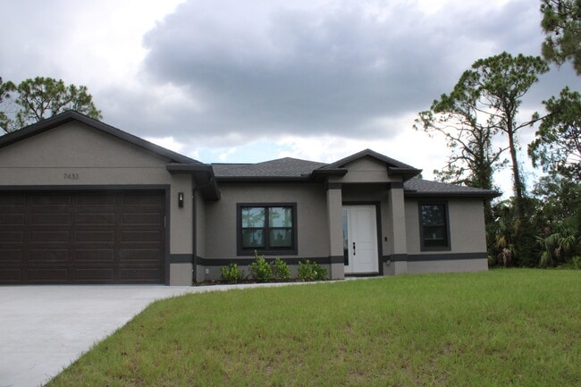 Building Photo - 7433 Battalla Rd