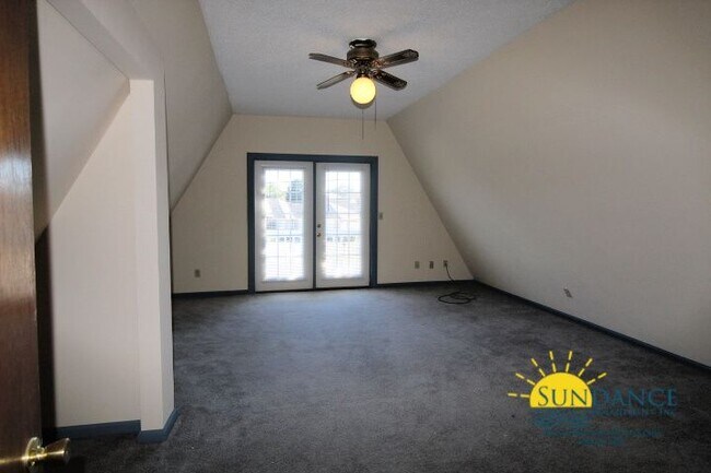 Building Photo - Unique 3 Bedroom Home in the Heart of Destin