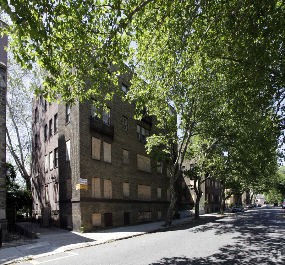 Building Photo - Lindley Court Apartments