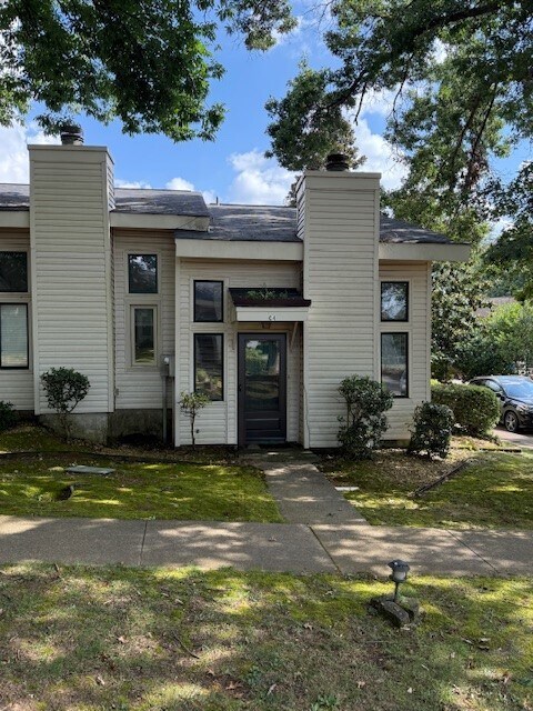 Primary Photo - 1103 Old Monrovia Rd NW