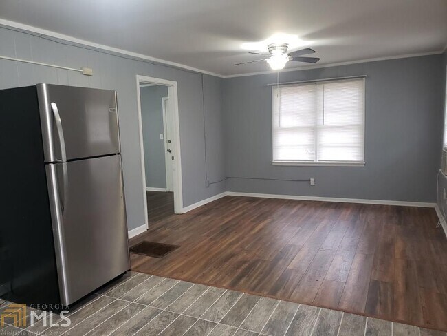 Foto del edificio - 3069 Montpelier Pl