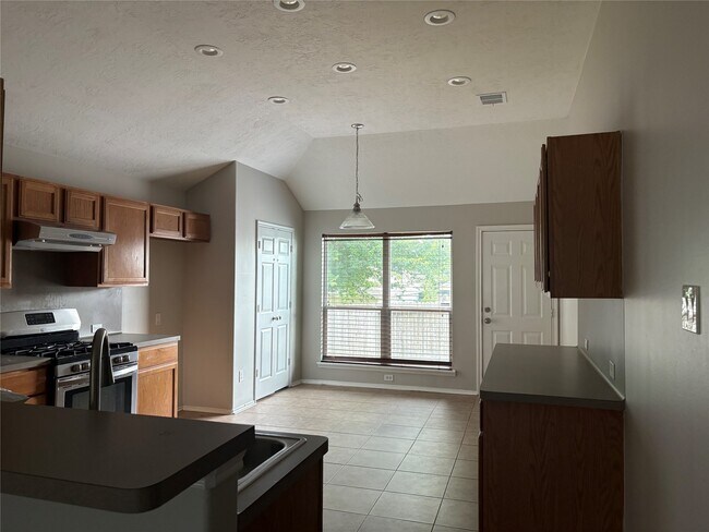 Foto del edificio - 18499 Sunrise Pines Dr