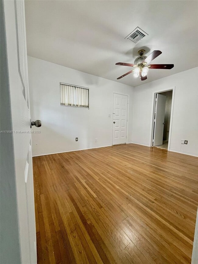Building Photo - 8670 SW 28th St