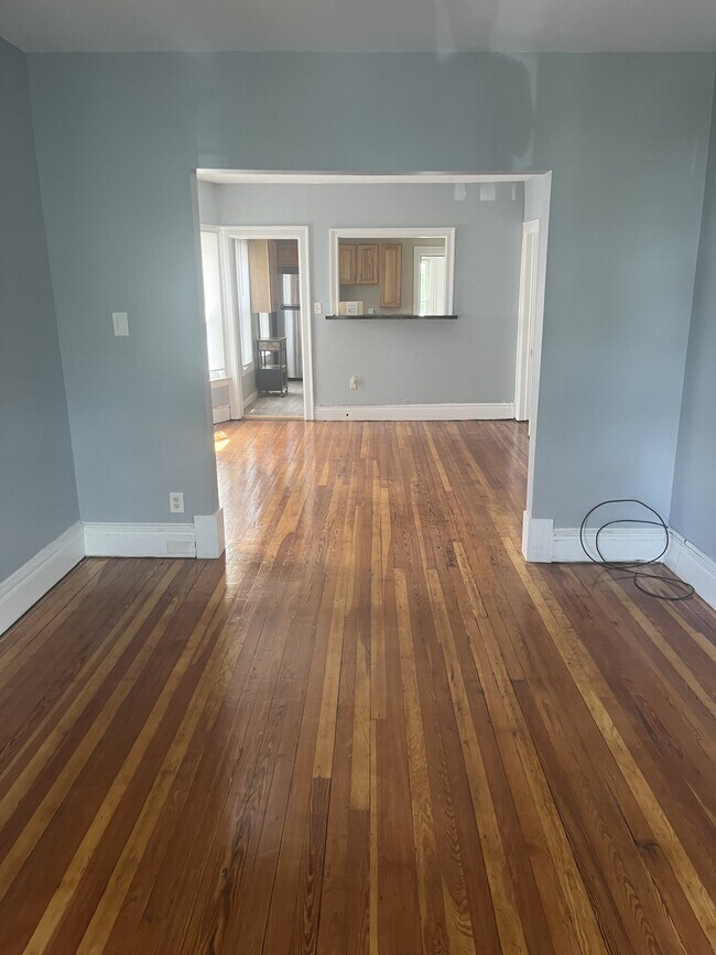 Building Photo - 79 Florida St