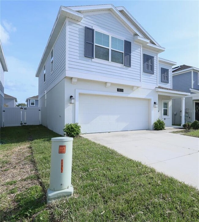 Building Photo - 1821 Heart Lk Dr
