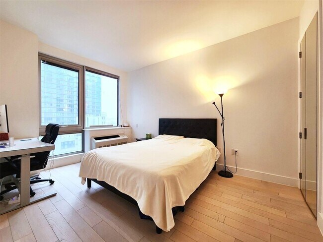 Foto del edificio - 4415 Purves St