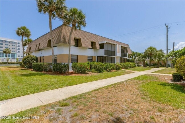 Building Photo - 2700 N Hwy A1A