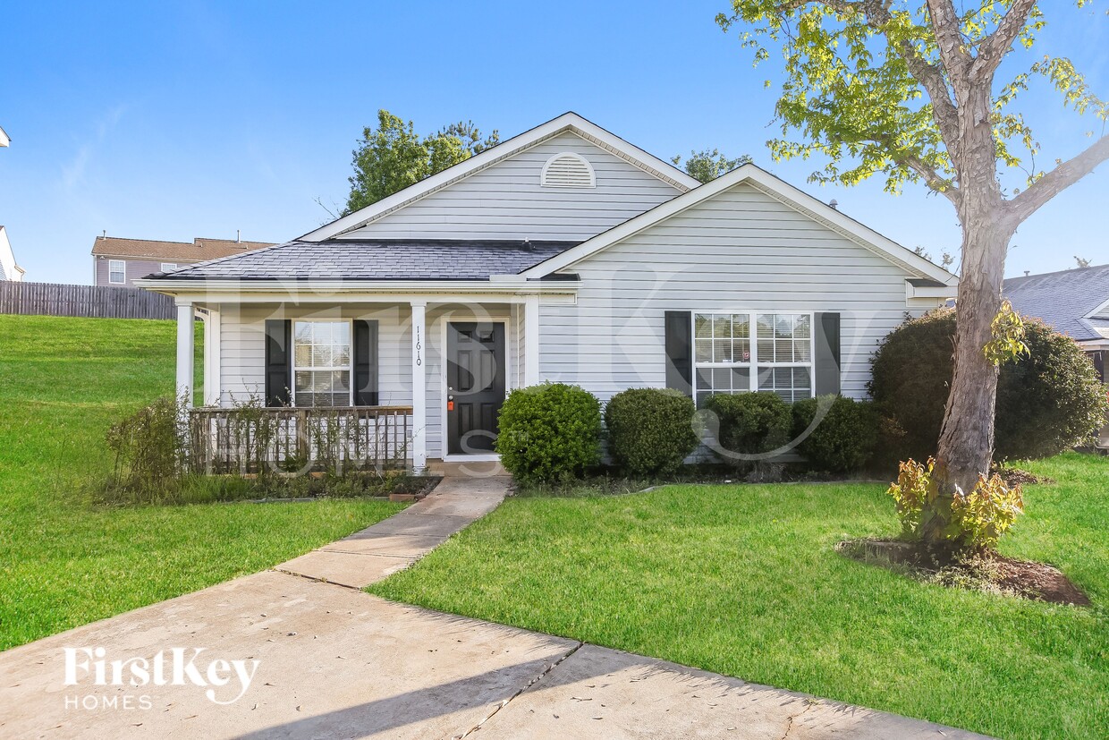 Primary Photo - 11610 Banyan Ct