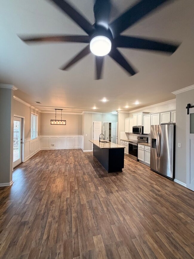 Building Photo - Available Now!