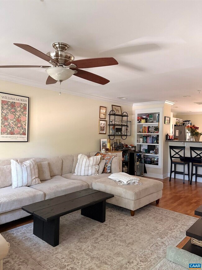 Foto del edificio - 1855 Candlewood Ct