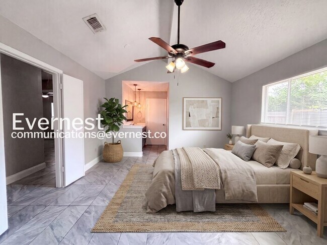 Foto del edificio - 1334 Willersley Ln