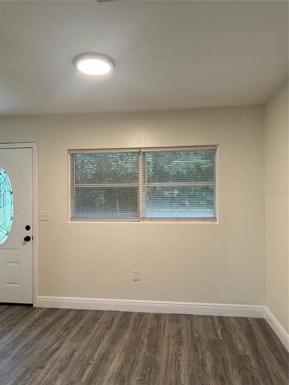 Foto del edificio - 34825 Cutoff Rd