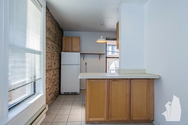 Foto del edificio - 1226 N Dearborn St