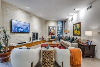 Building Photo - 3718 Holland Ave