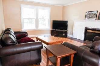 Photo - 300 N College Ave House