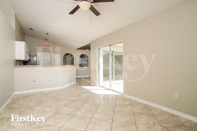 Building Photo - 626 Elbridge Dr