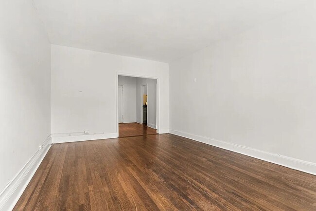 Foto del edificio - Beautiful 1 Bed 1 Bath Available