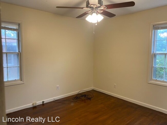 Building Photo - 3 br, 2 bath House - 1502 E Moore St