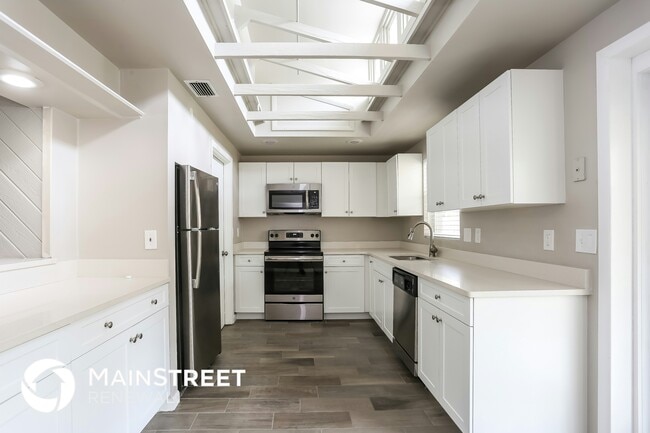 Building Photo - 8975 91st St N