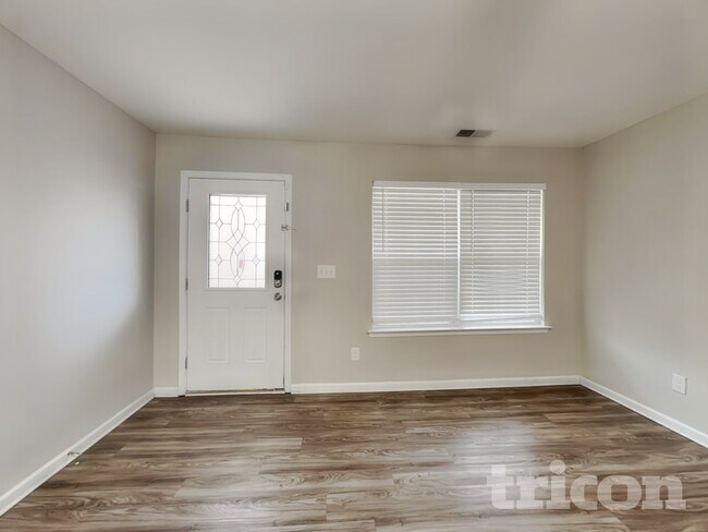 Foto del edificio - 13730 Elsie Caldwell Ln