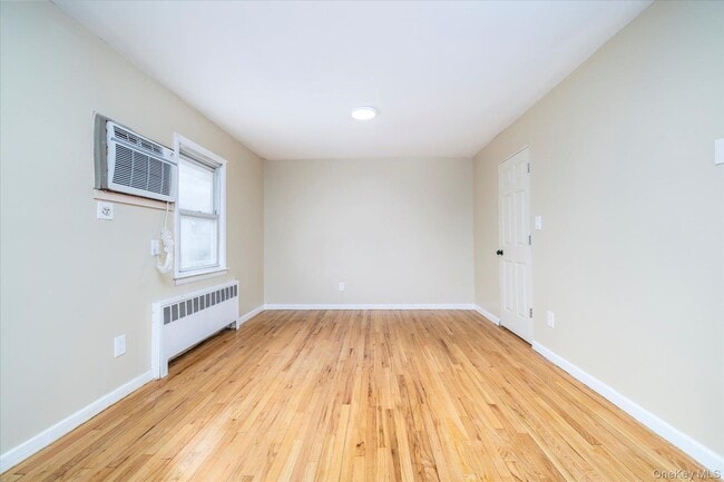 Building Photo - 24 S Corona Ave