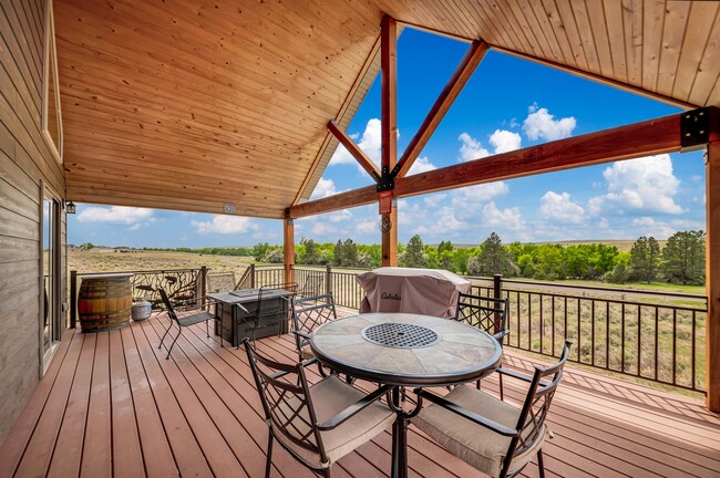 Foto del edificio - 13391 Sunny Slope Rd