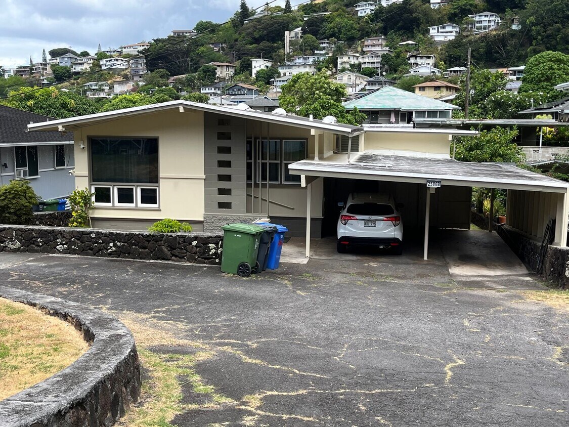 Foto principal - 3/1 with 2 car carport in Pauoa Valley