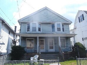 Building Photo - 38 S Sherman St