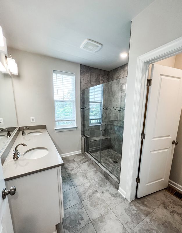 Building Photo - 43451 Stonewood Crossing Ter