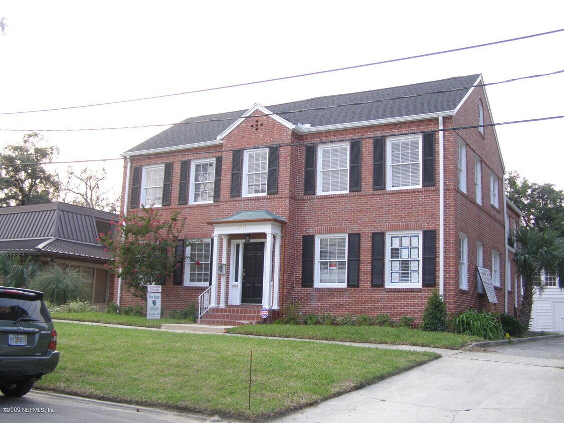 2055 Herschel St Unit 4, Jacksonville, FL 32204 Room for Rent in