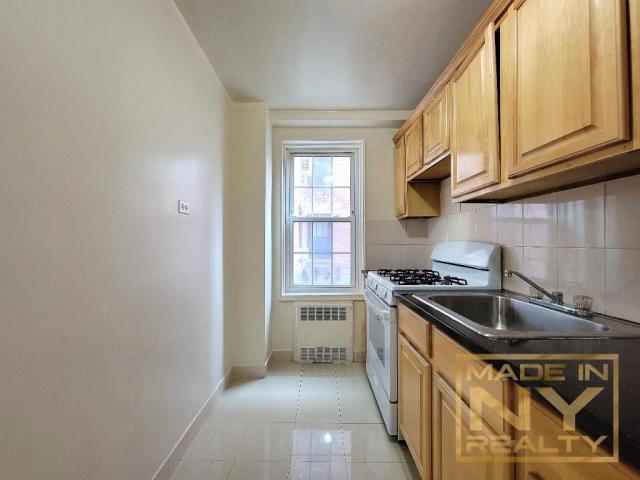 Foto principal - 1 bedroom in JAMAICA NY 11435