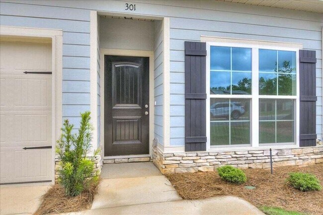 Foto del edificio - 317 Bordeaux Dr