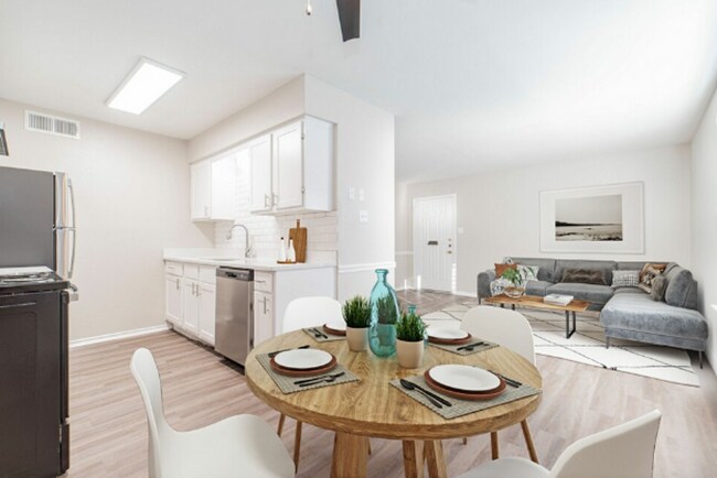 Foto del edificio - Move-In Ready Living at The Ashton on 287: Fully Furnished Apartments with Utilities Included