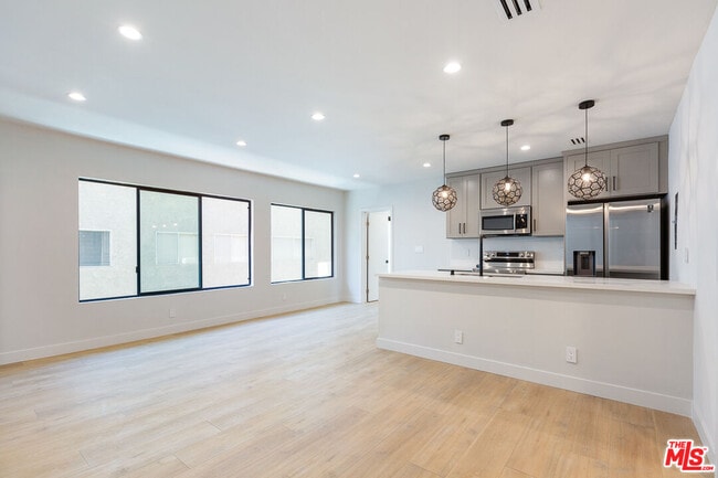 Foto del edificio - 3622 Keystone Av