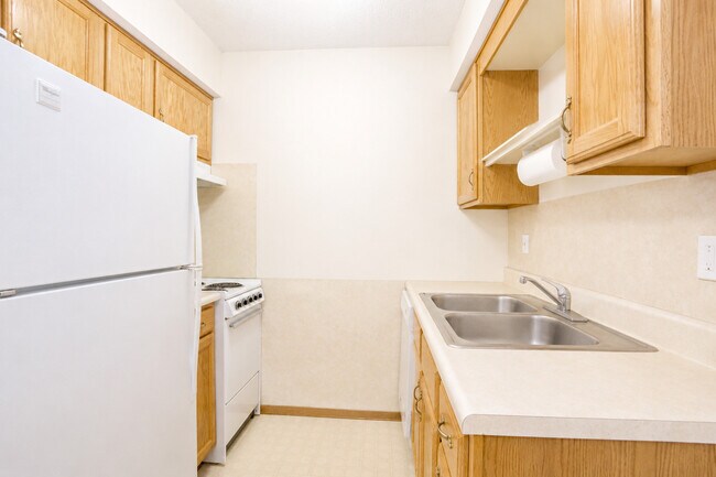 Building Photo - Kobuck Apartments