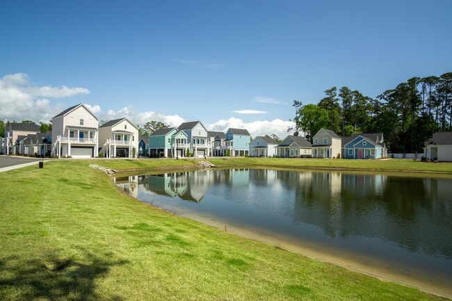 Building Photo - Swells Cottage Apartment Homes