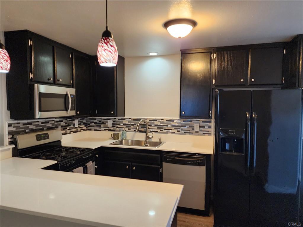 Primary Photo - 1200 Gaviota Ave