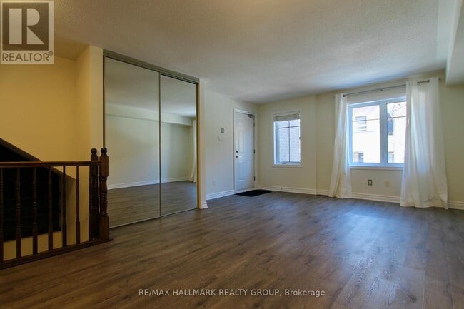 Building Photo - 126A Lindenshade Dr