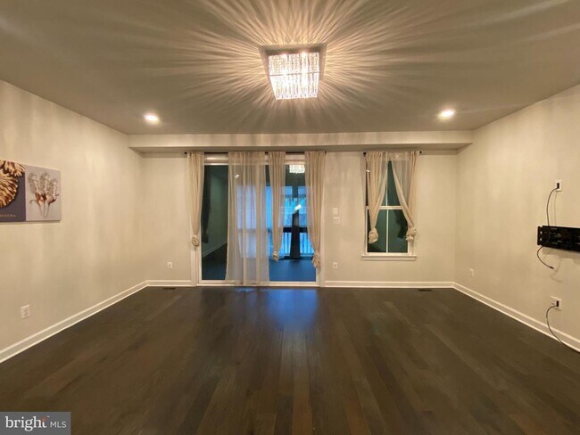 Foto del edificio - 3091 Sassafras Ct