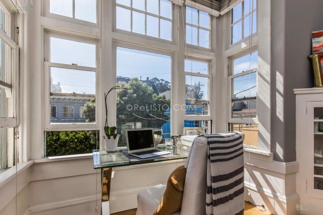 Foto del edificio - 2838 Baker St