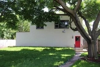 Building Photo - 119 E Sunnyside Ave