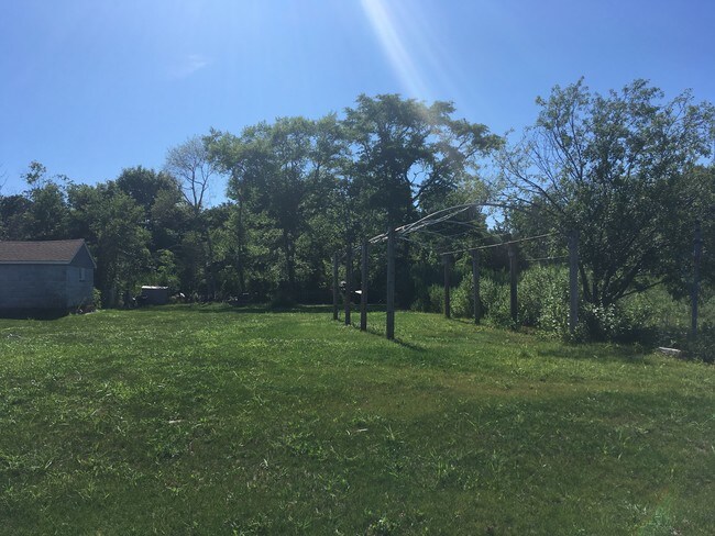 Foto del edificio - 46 Lillis Ave